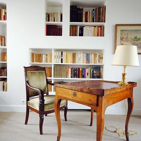 Quai De Bourbon - 9 Adults Apartment Paris