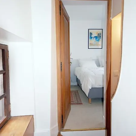 Apartment Quai De Bourbon - 9 Adults Paris